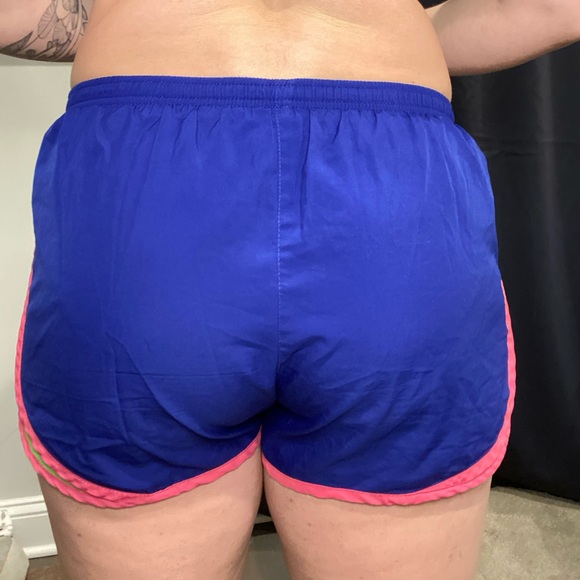 Nike running short - Picture 3 of 3